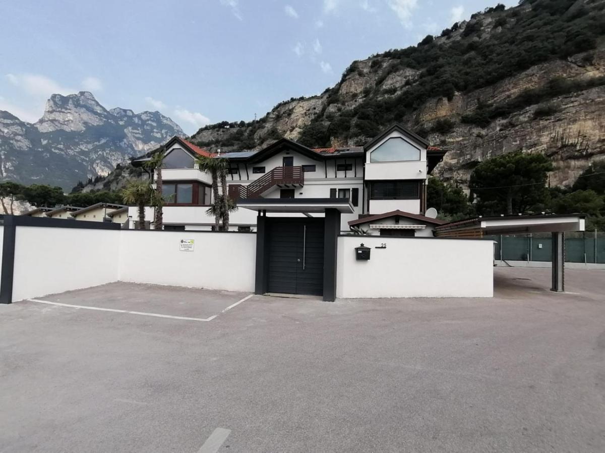 Torbole Lake Front Torbole Sul Garda Esterno foto