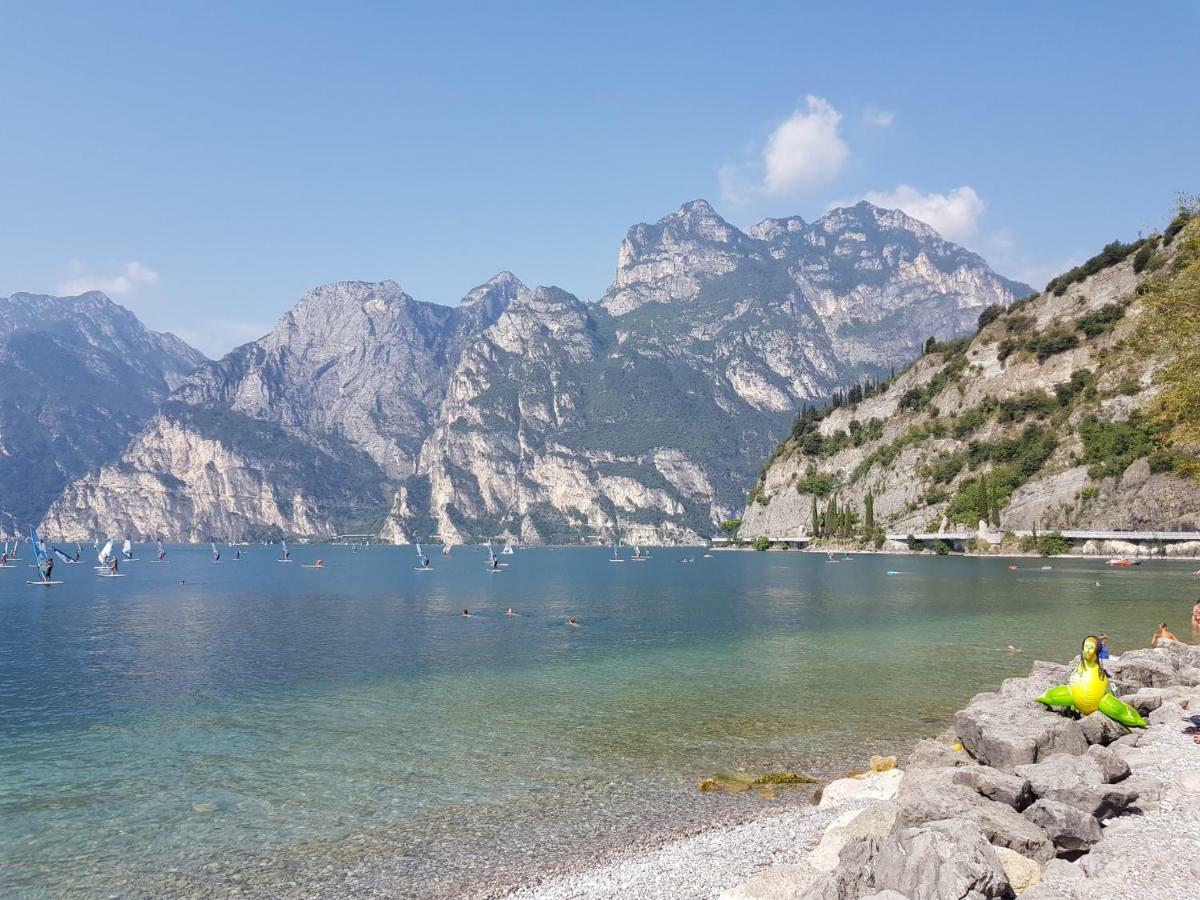 Torbole Lake Front Torbole Sul Garda Esterno foto